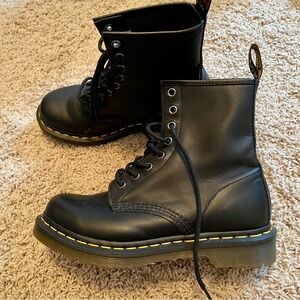 NWOB Dr. Marten Boots
